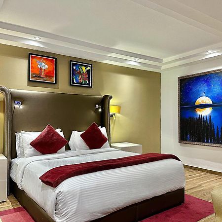 Victoria Crown Plaza Hotel Lagos Exterior foto