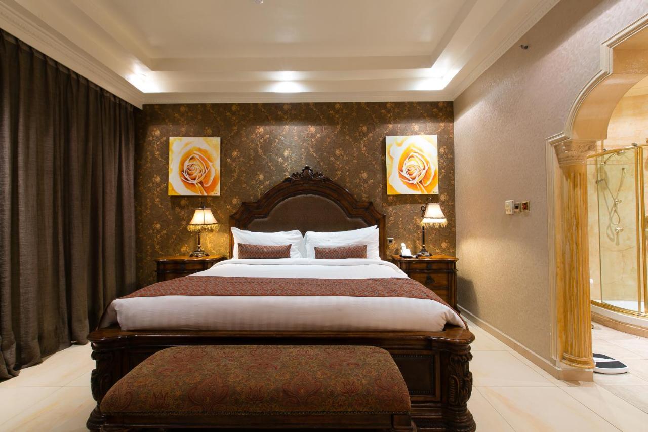 Victoria Crown Plaza Hotel Lagos Exterior foto