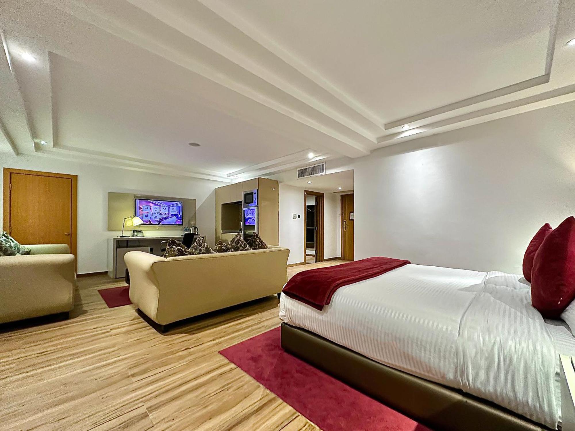 Victoria Crown Plaza Hotel Lagos Exterior foto